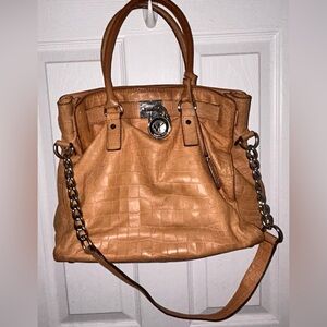 LEATHER MICHAEL KORS SATCHEL 17x12